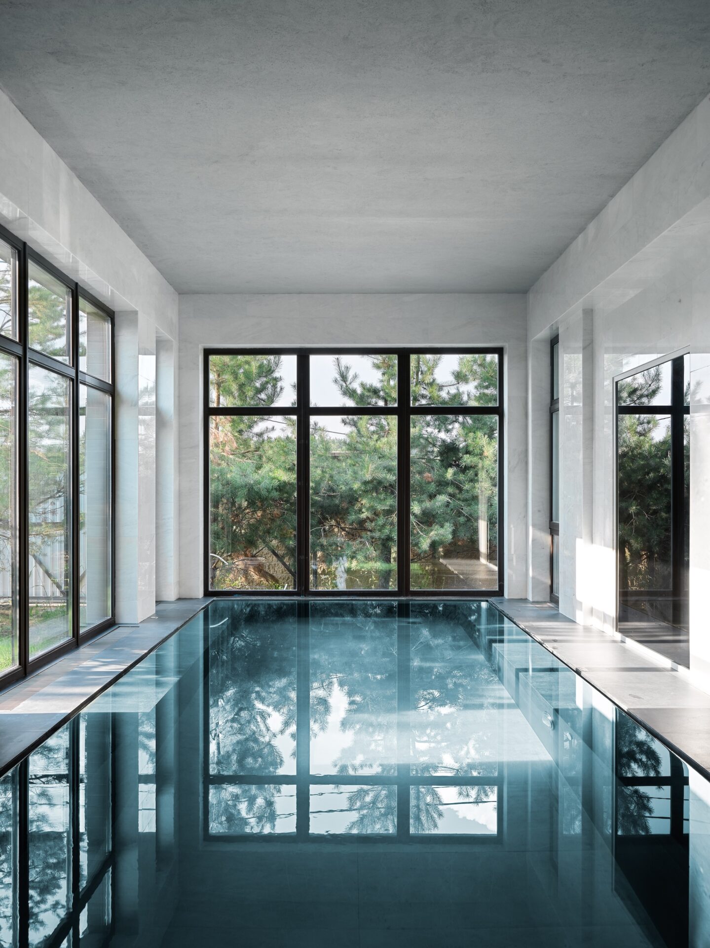 Villa White Rock вид на бассейн
