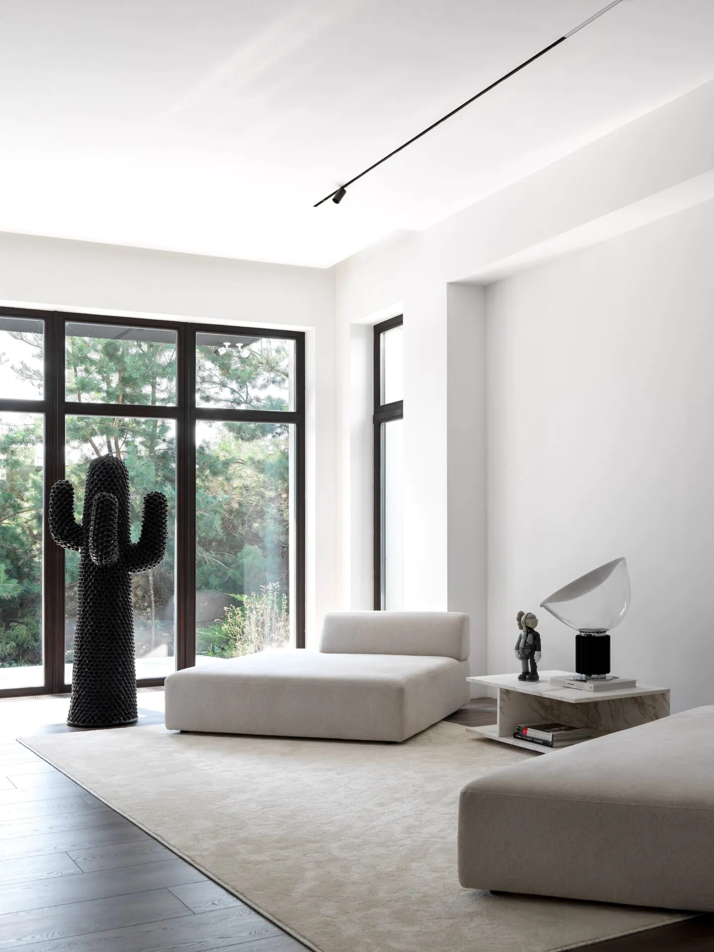 Villa White Rock панорамные окна в гостиной